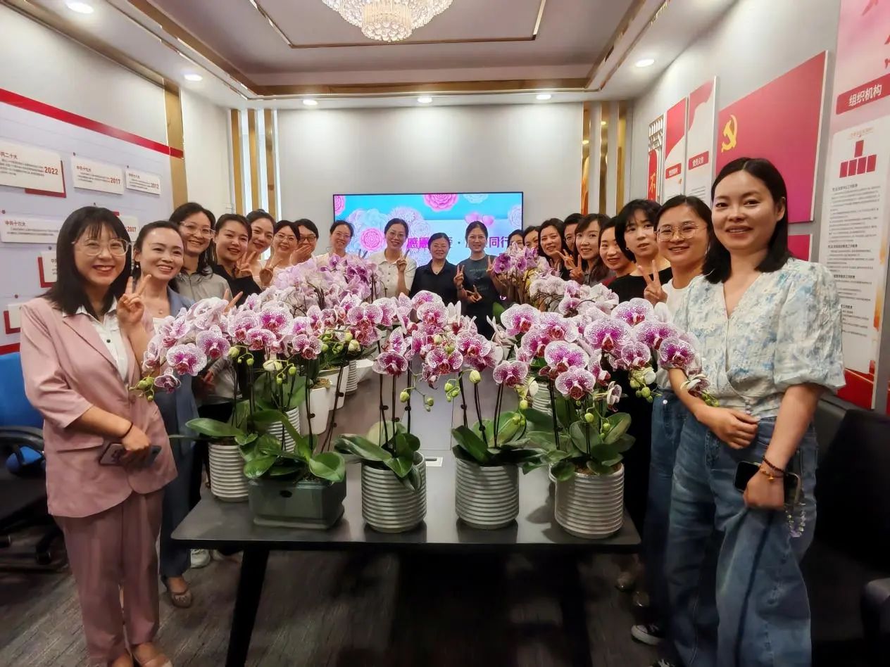 526e48cfd458470e883b74277f20cce8.jpg 526e48cfd458470e883b74277f20cce8.jpg